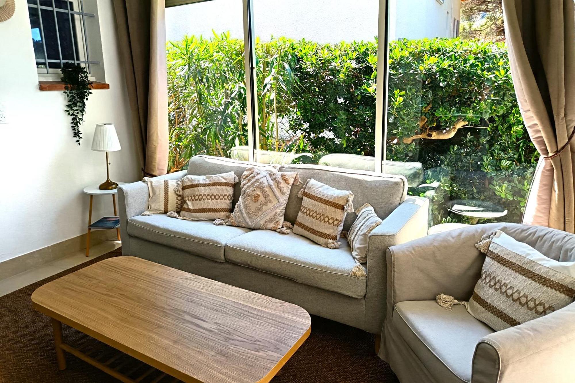 Hotel Le Mediterranee 히에레 외부 사진